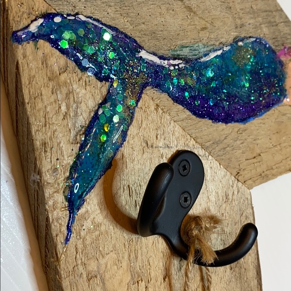 Mermaid Hanger (Handmade by me) - Picture 6 of 6